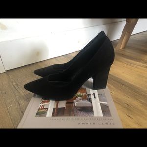 Nine West Black Suede Heels 6.5